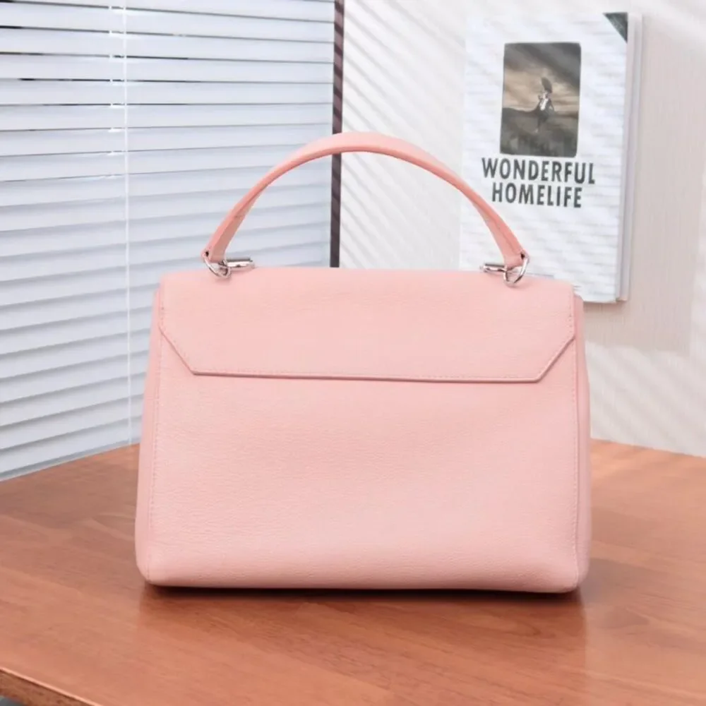 Louis Vuitton Women Pre-Loved Bag Very Good Condition